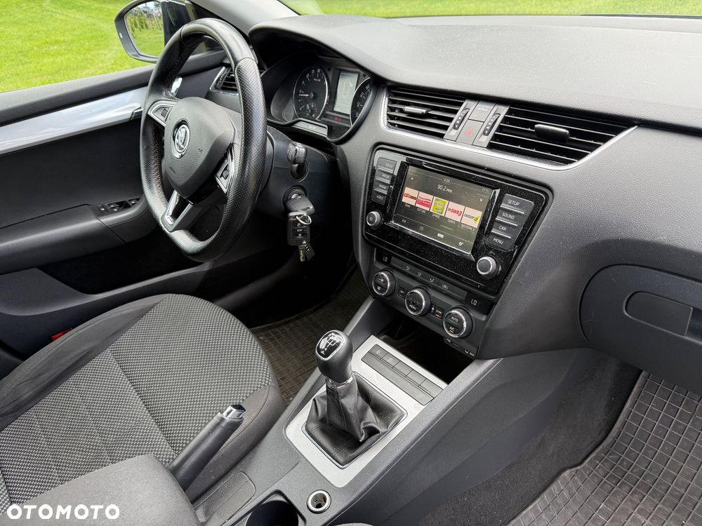 Skoda Octavia 1.6 TDI Edition - 14