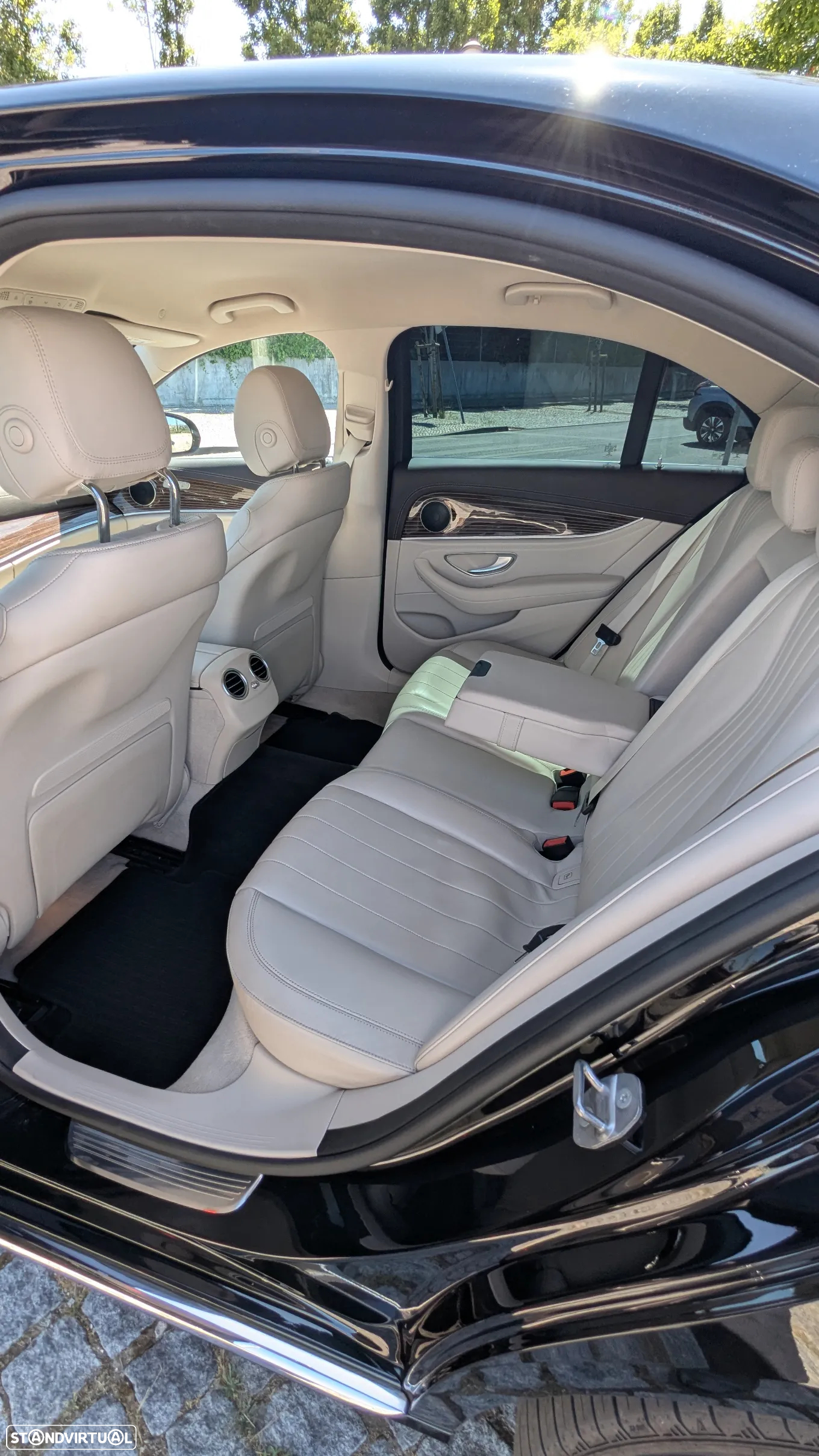Mercedes-Benz E 220 d Exclusive - 9