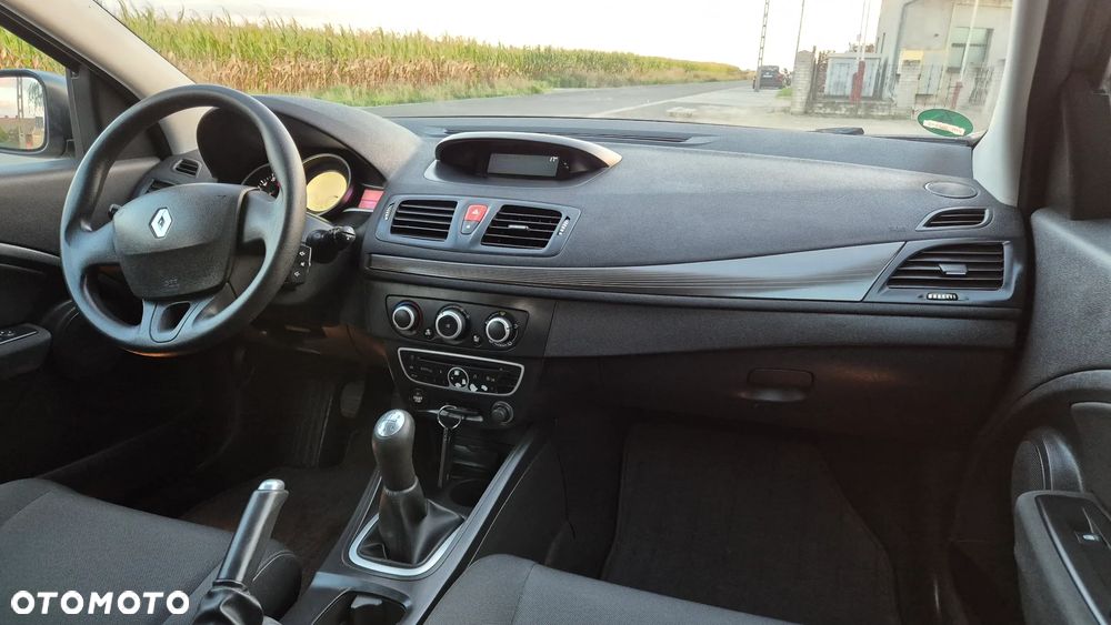 Renault Megane - 8