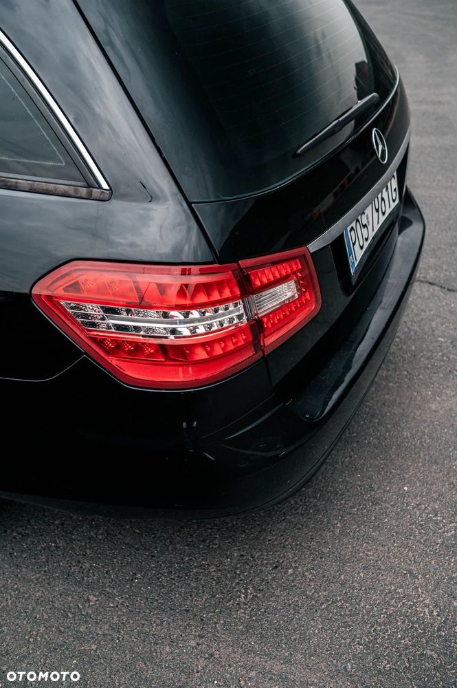 Mercedes-Benz Klasa E 200 CDI DPF BlueEFFICIENCY 7G-TRONIC Elegance - 7