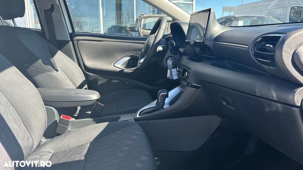 Toyota Yaris 1.5 VVT-i HSD Active - 6