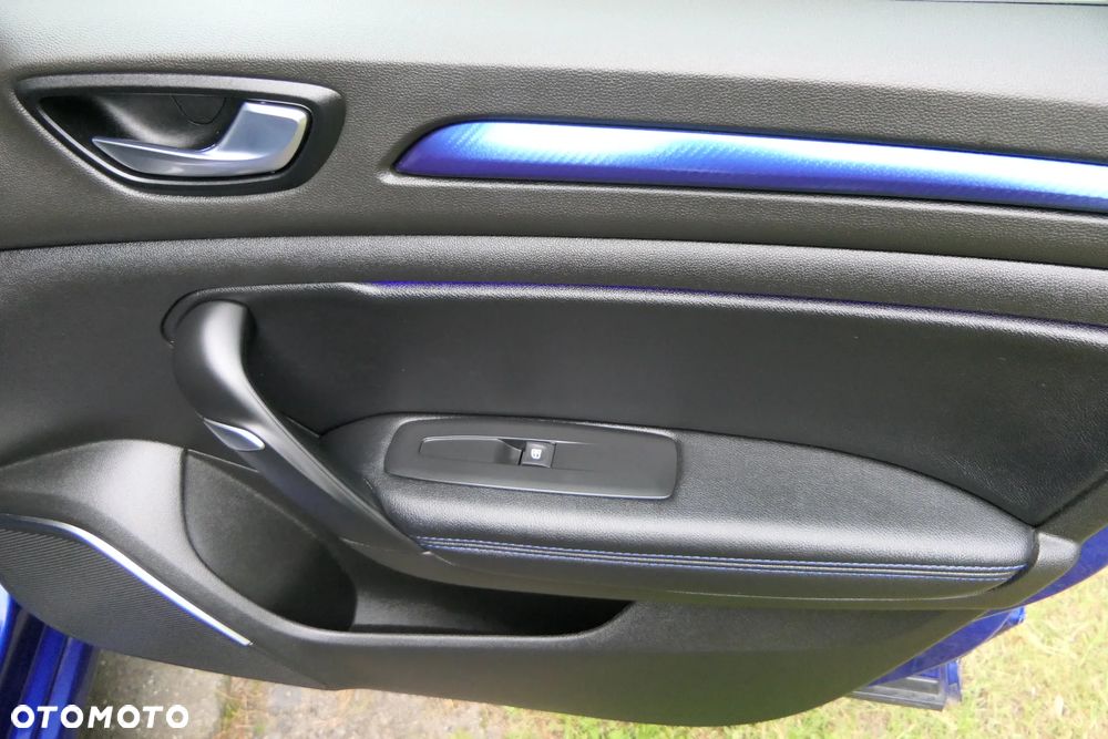 Renault Megane ENERGY dCi 165 EDC GT - 32