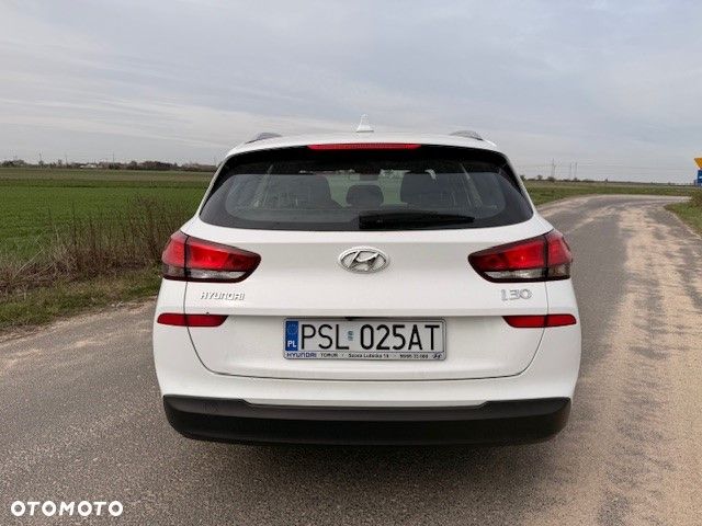 Hyundai i30 1.6 D Classic + - 5
