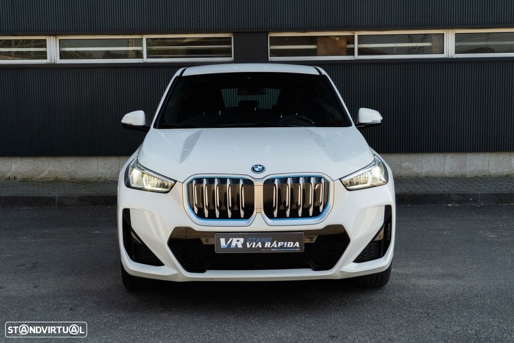 BMW iX1 xDrive30 Pack Desportivo M - 3