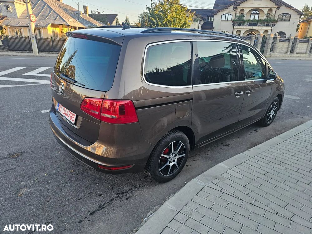 Volkswagen Sharan 2.0 TDI DSG Blue Motion Comfortline - 4