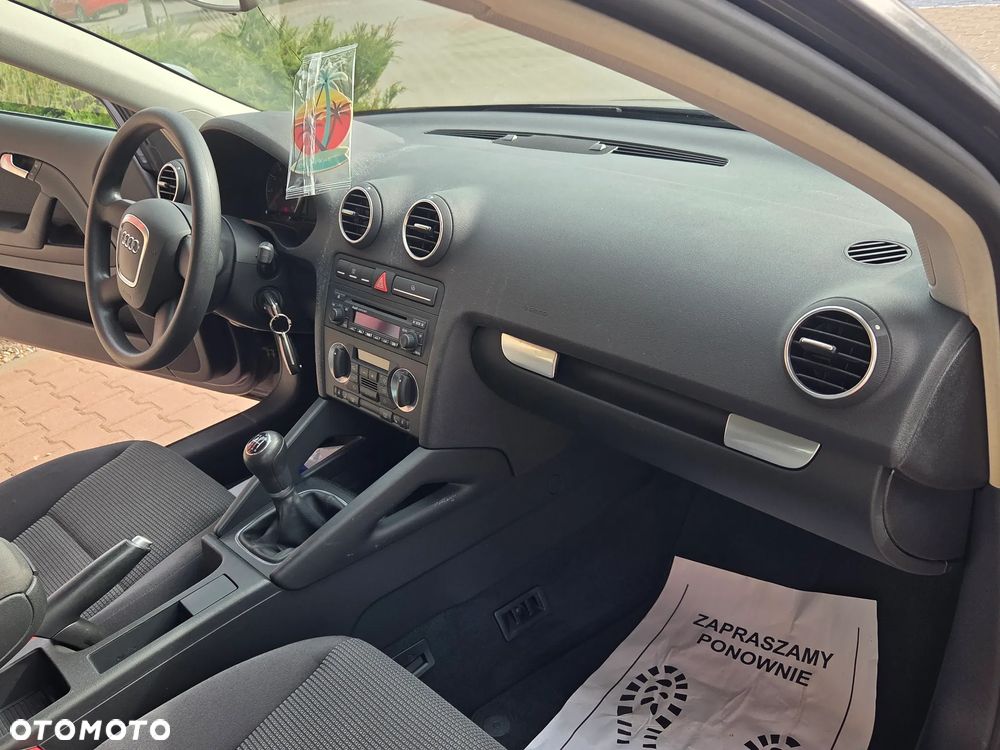 Audi A3 Sportback - 8