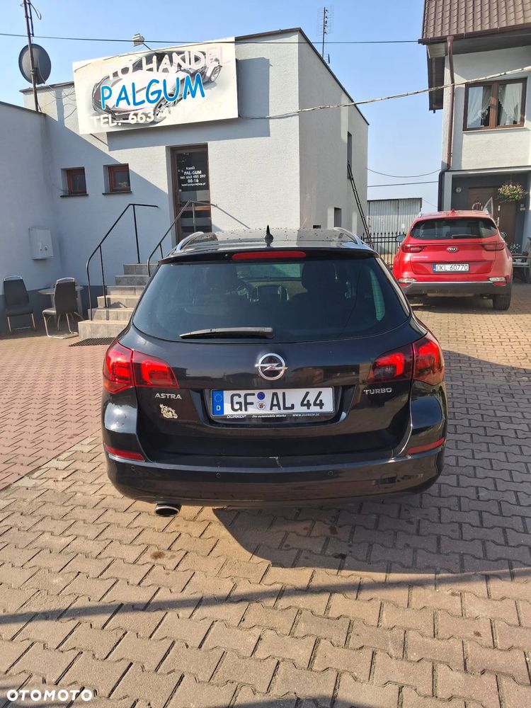 Opel Astra - 4