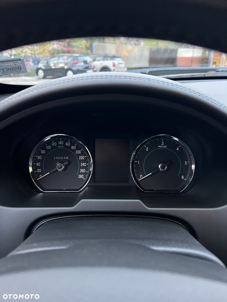 Jaguar XF 3.0 V6 D S Portfolio - 27