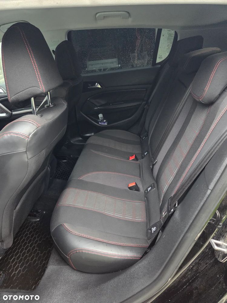 Peugeot 308 1.6 HDi Premium - 12