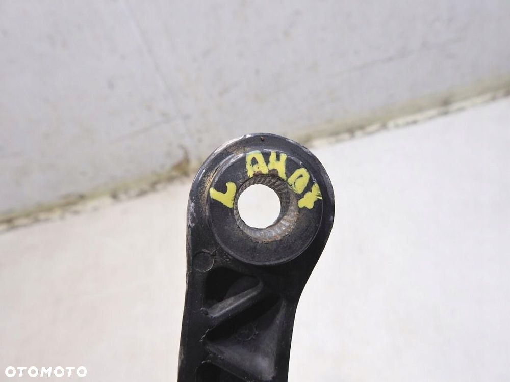 RAMIE WYCIERACZKI LEWE AUDI A4 B7 - 2