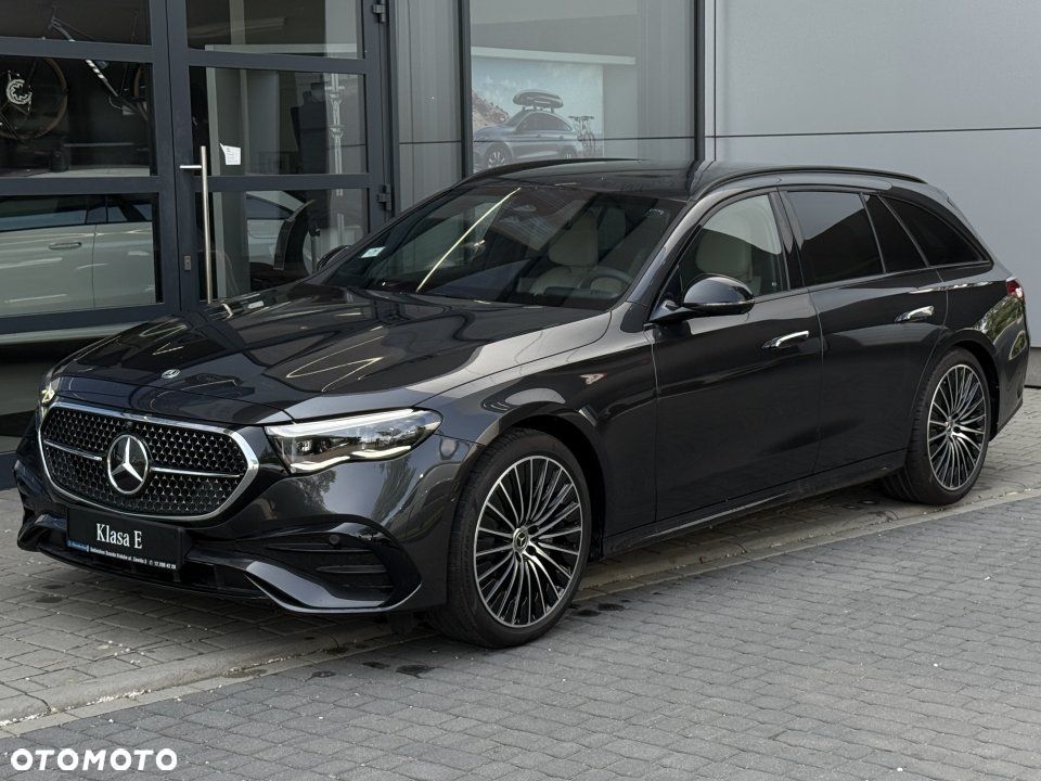 Mercedes-Benz Klasa E - 1