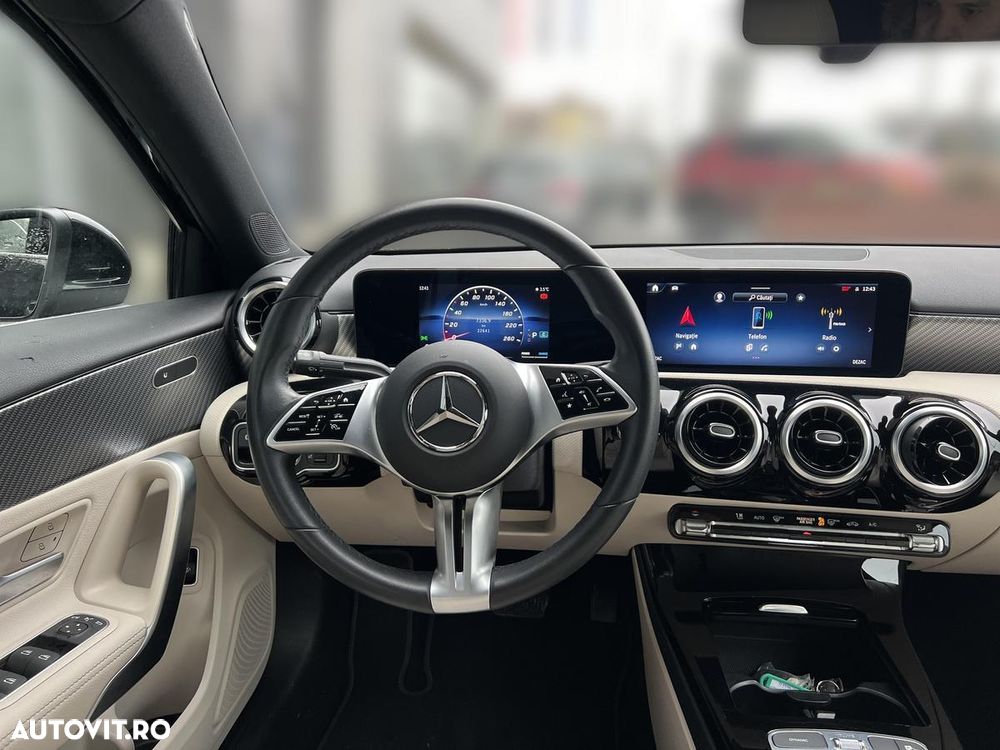 Mercedes-Benz A 180 - 12