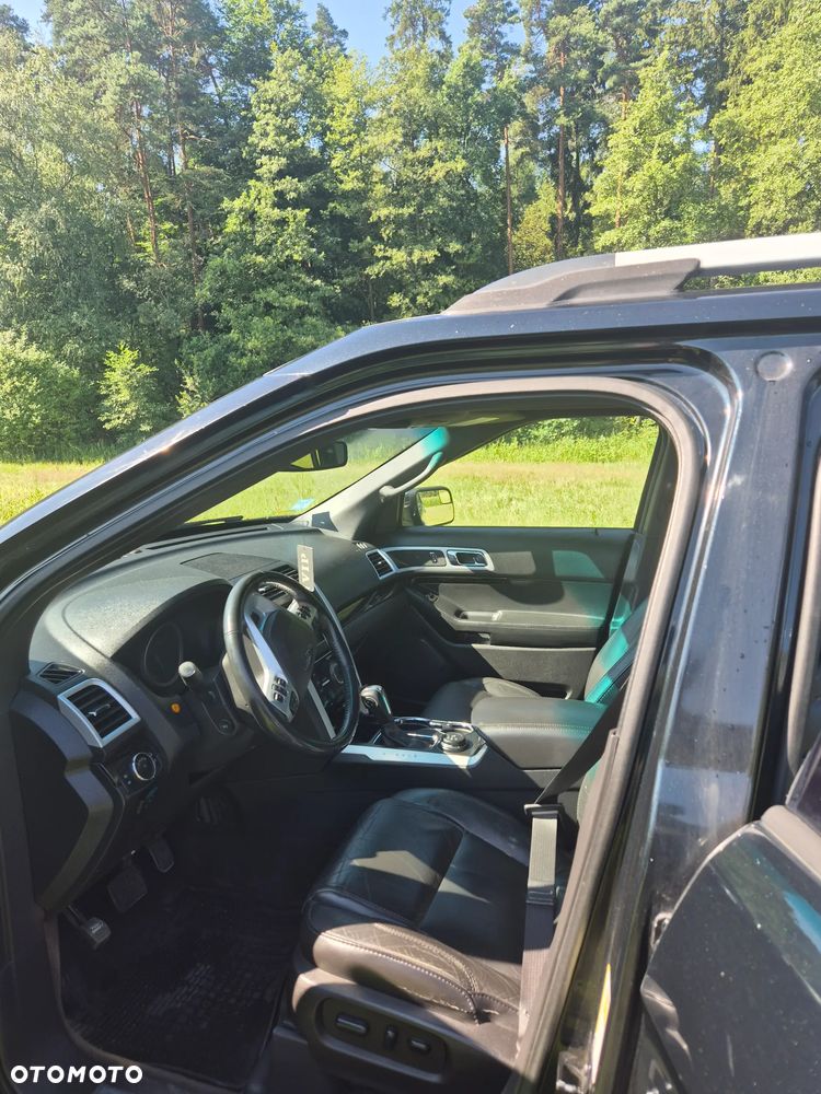 Ford Explorer 4.6 4WD - 3