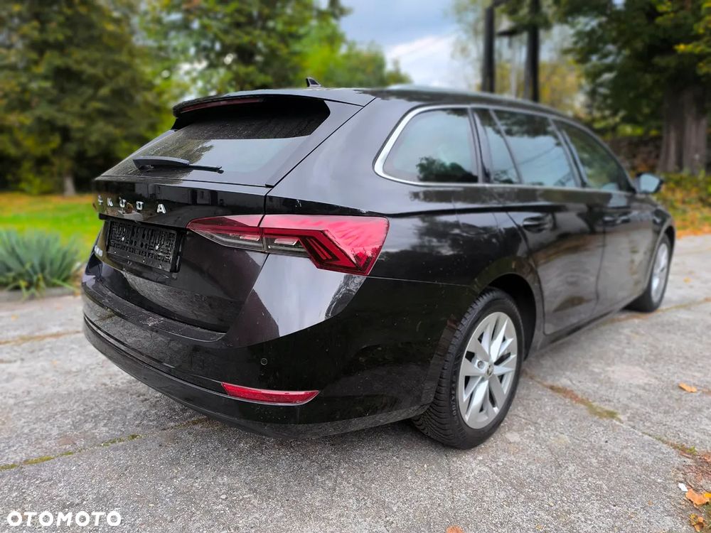 Skoda Octavia 1.5 TSI Scout First Edition - 3
