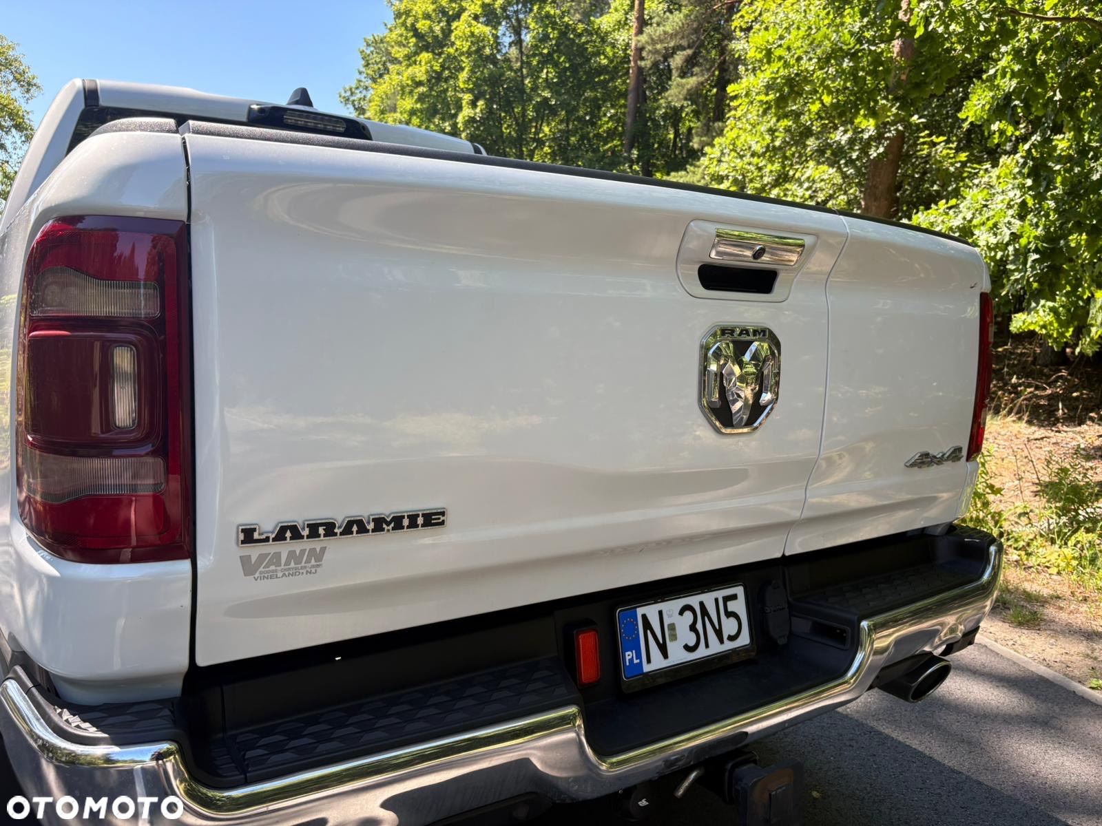 Dodge RAM 1500 5.7 4x4 - 7