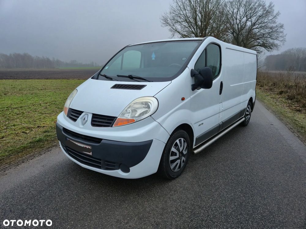 Renault Trafic - 22