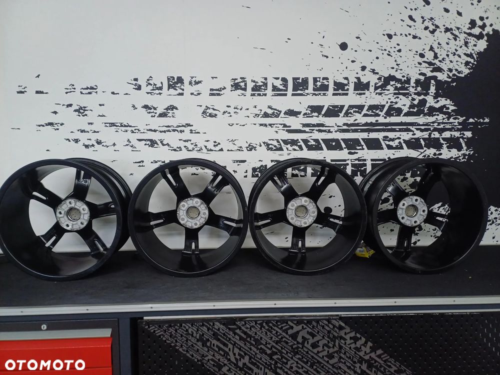 felgi ALU OEM 19 5x112 Audi a4 b9 Q3 Q5 Q7 4M A6 C6 C7 C8 8W0071499A - 8