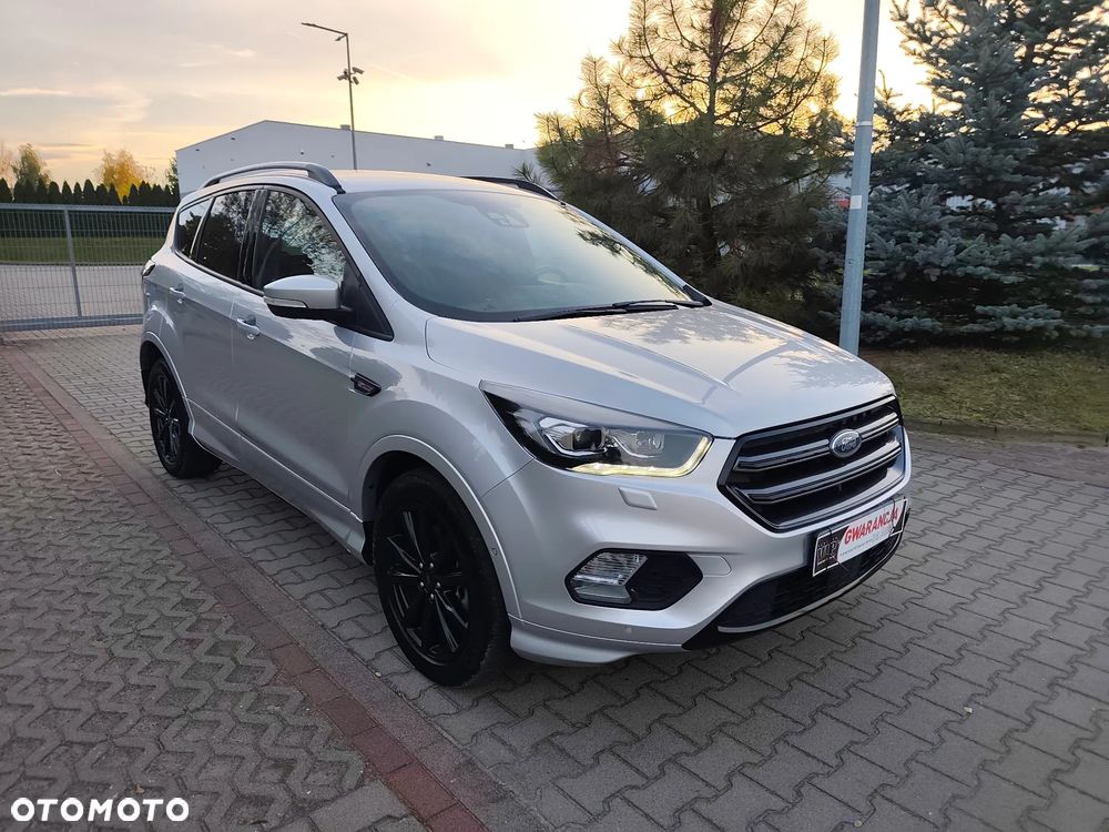 Ford Kuga 2.0 TDCi 2x4 ST-Line - 12