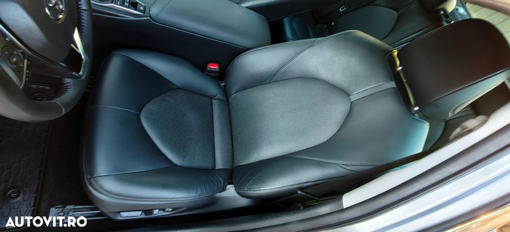 Toyota Camry 2.5 Dynamic - 14