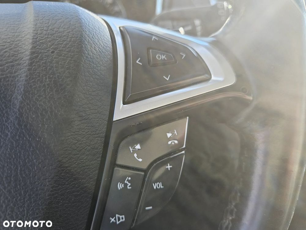 Ford Mondeo SW 2.0 EcoBlue Titanium - 28