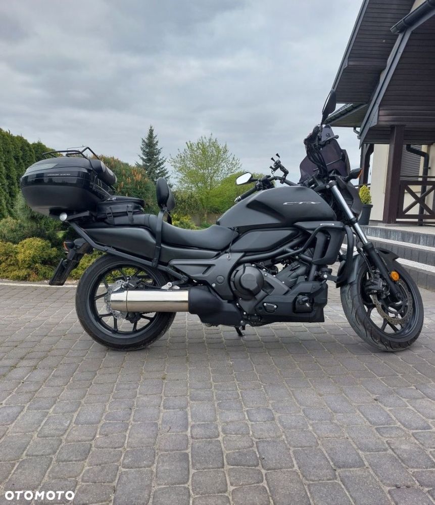 Honda CTX - 4