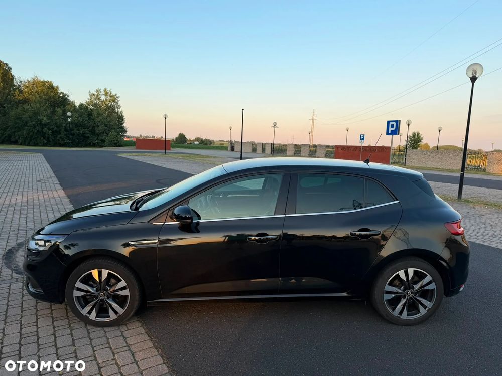 Renault Megane TCe 140 GPF EDC INTENS - 8