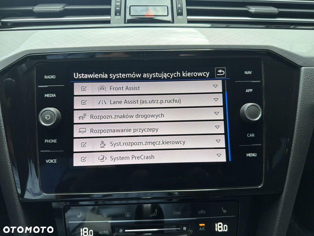 Volkswagen Passat Variant 1.5 TSI EVO Business DSG - 28