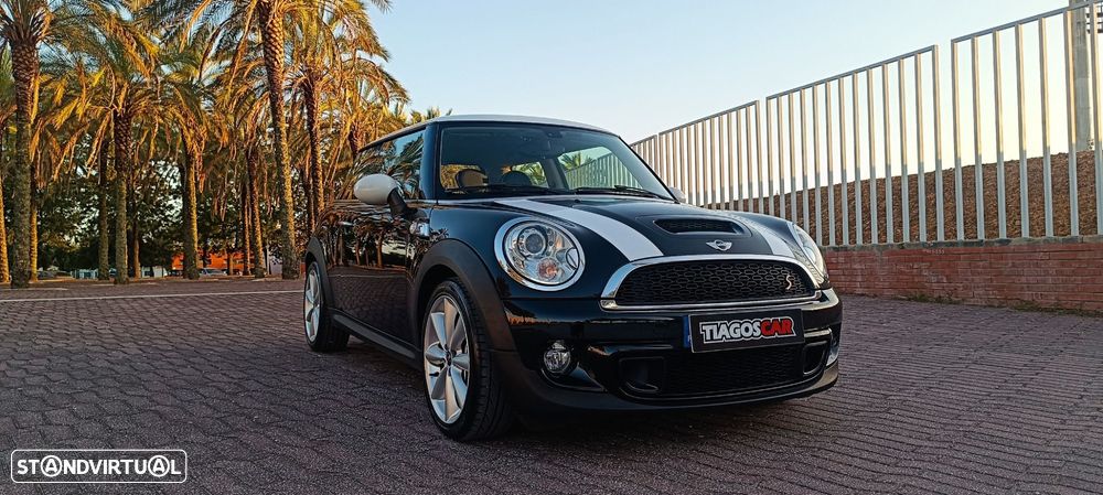 MINI 3 Portas Cooper S - 3