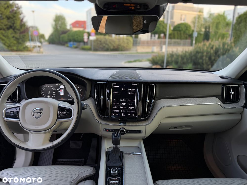 Volvo XC 60 T5 Geartronic Inscription - 18