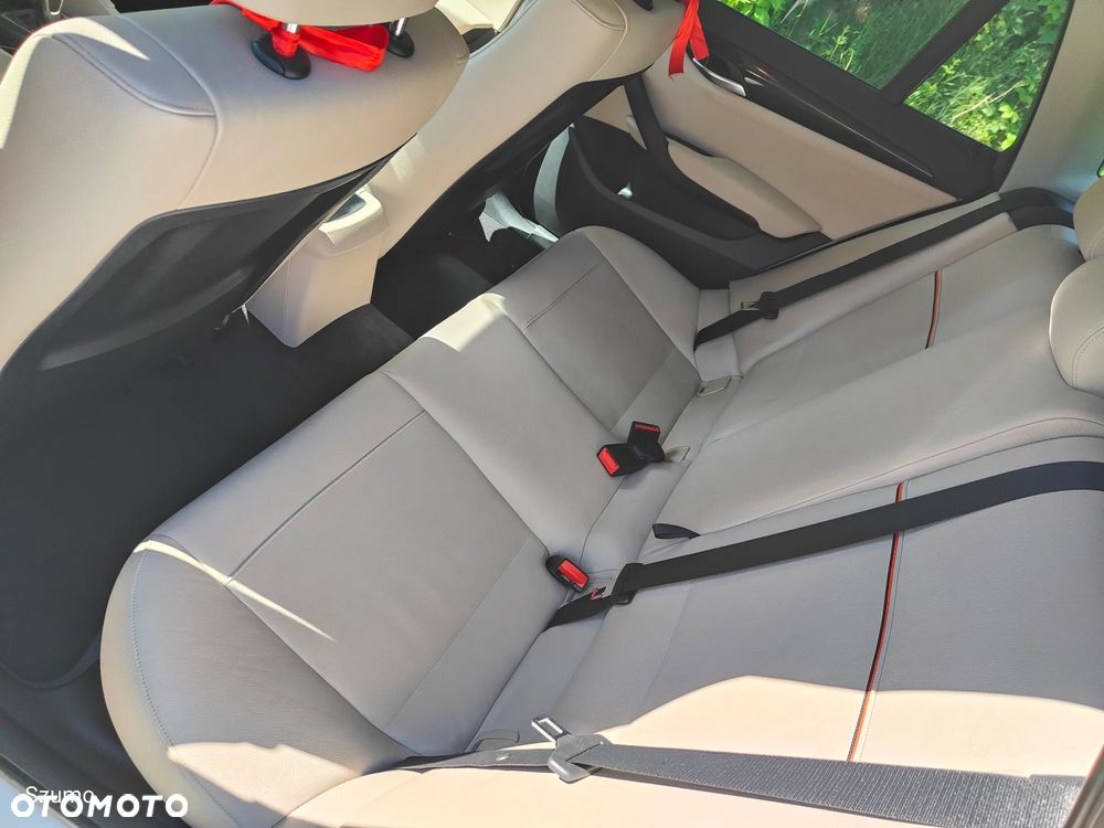BMW X1 xDrive18d - 7