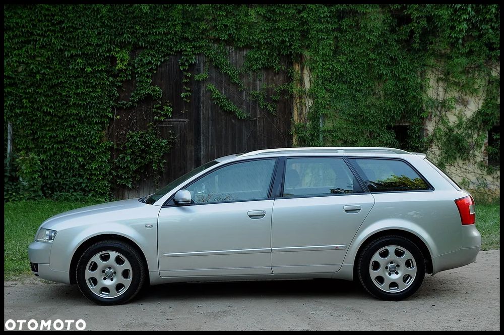 Audi A4 Avant - 25