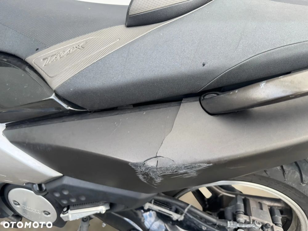 Yamaha Tmax - 20