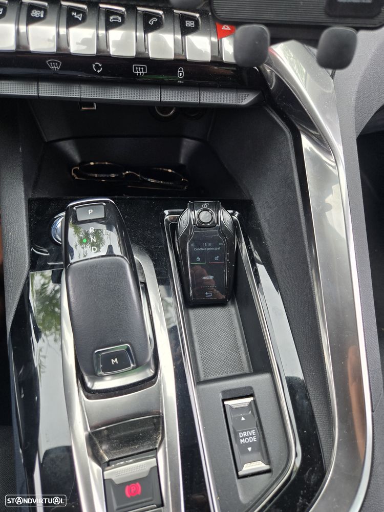 Peugeot 3008 BlueHDi 130 Stop & Start EAT8 Allure - 10