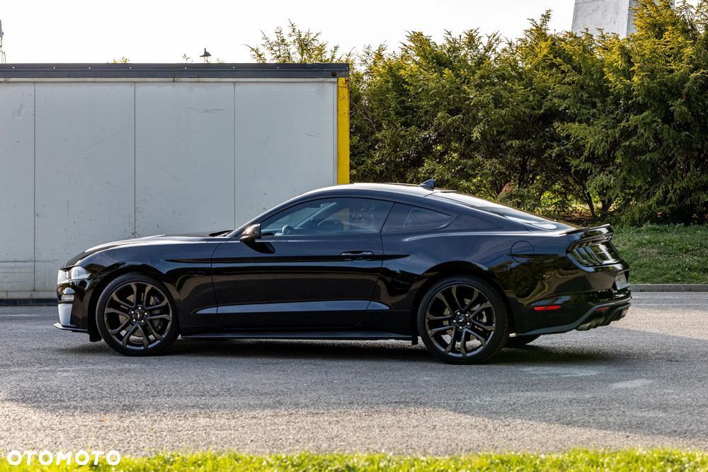 Ford Mustang - 10