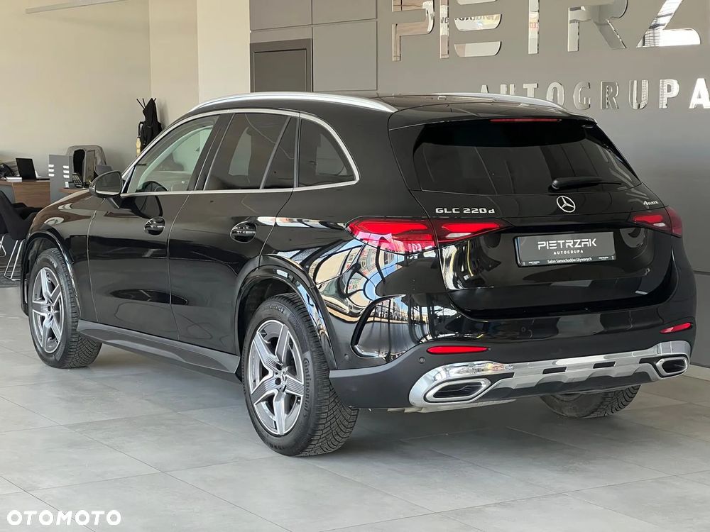 Mercedes-Benz GLC 220 d 4-Matic - 2