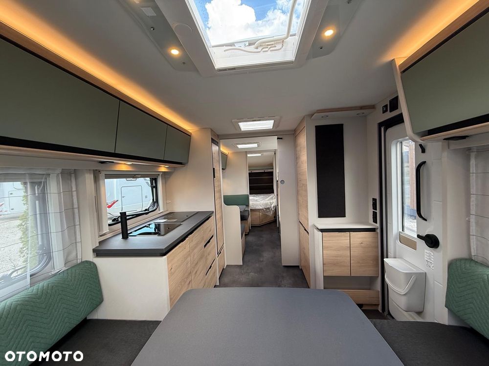 Dethleffs Camper 730FKR - 10