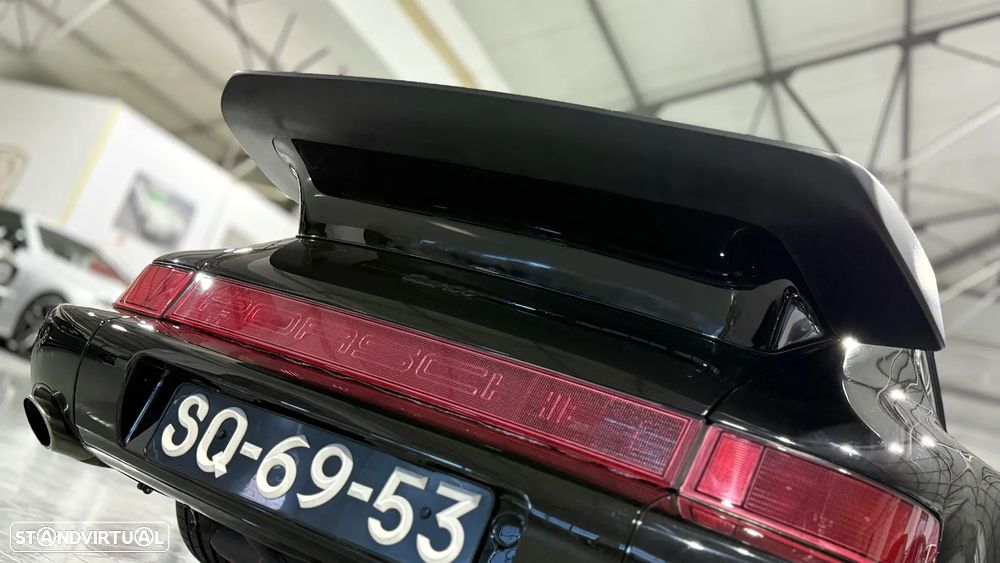 Porsche 911 (964) Coupé 3.3 Turbo II - 10