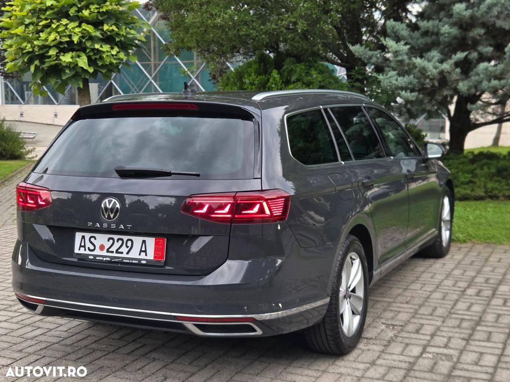 Volkswagen Passat 2.0 TDI SCR DSG Elegance - 8