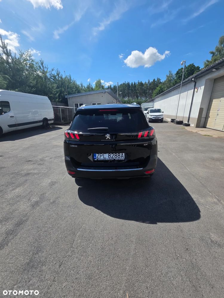 Peugeot 5008 - 9