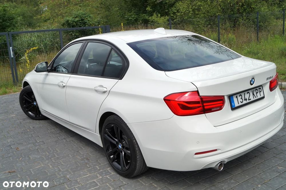 BMW Seria 3 318d Edition M Sport Shadow - 6
