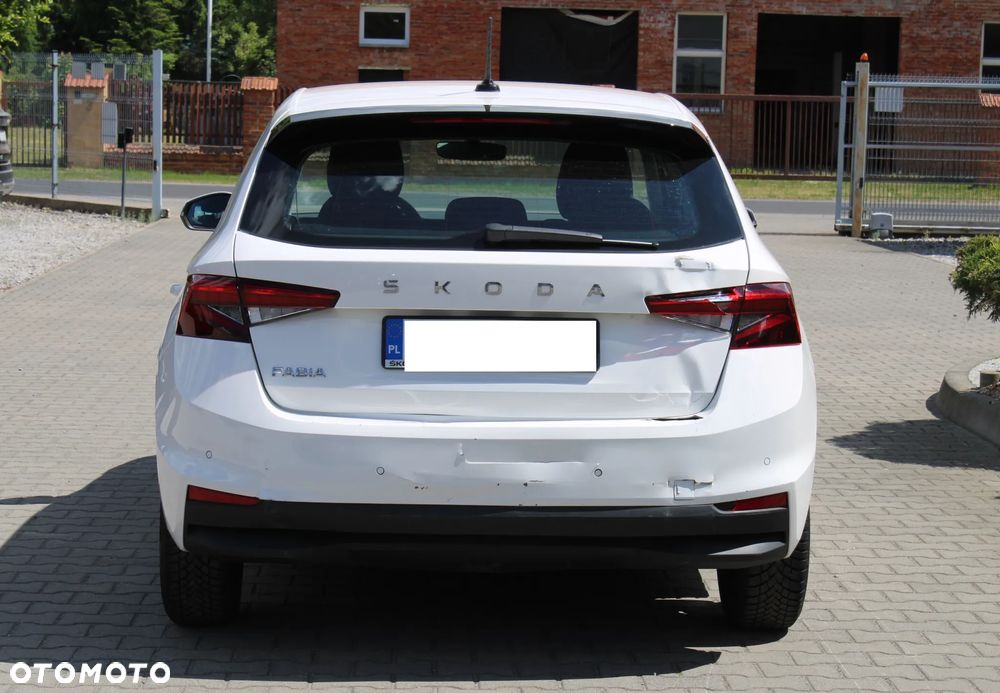 Skoda Fabia 1.0 TSI Selection - 8