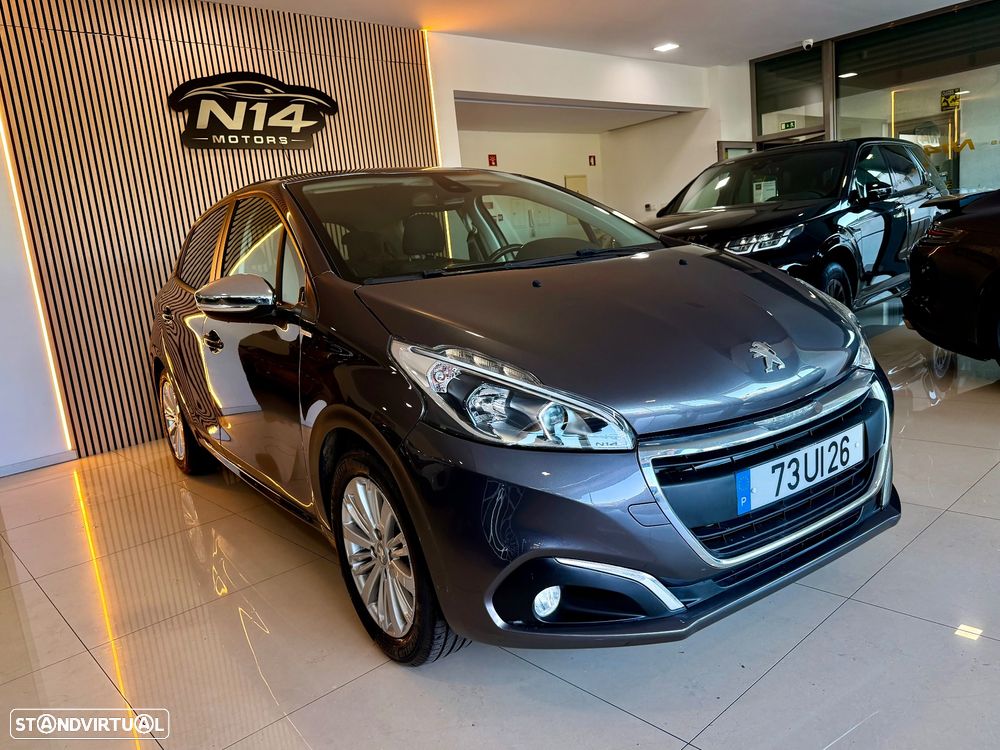 Peugeot 208 1.2 PureTech Style - 24