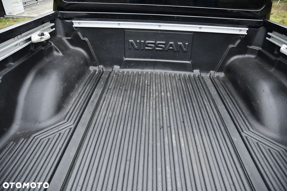 Nissan Navara 2.5 D Platinum - 20
