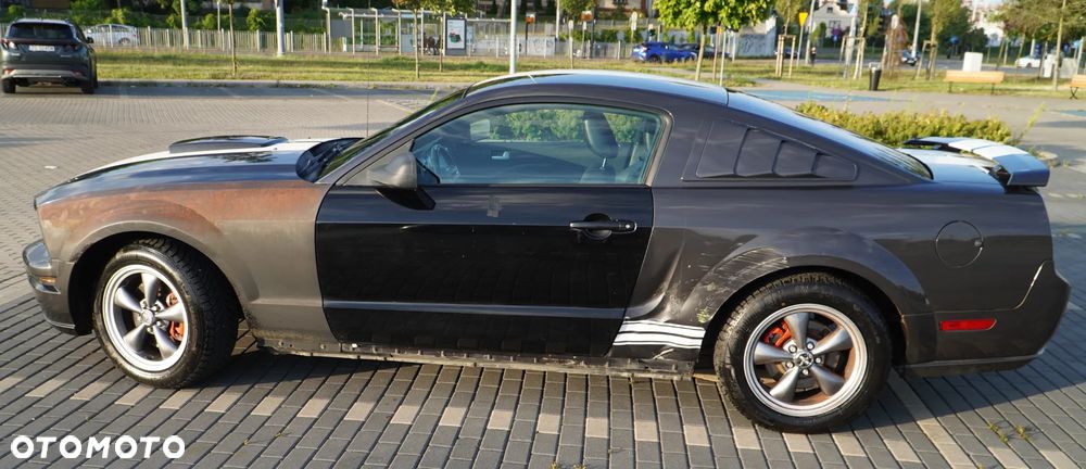 Ford Mustang - 6