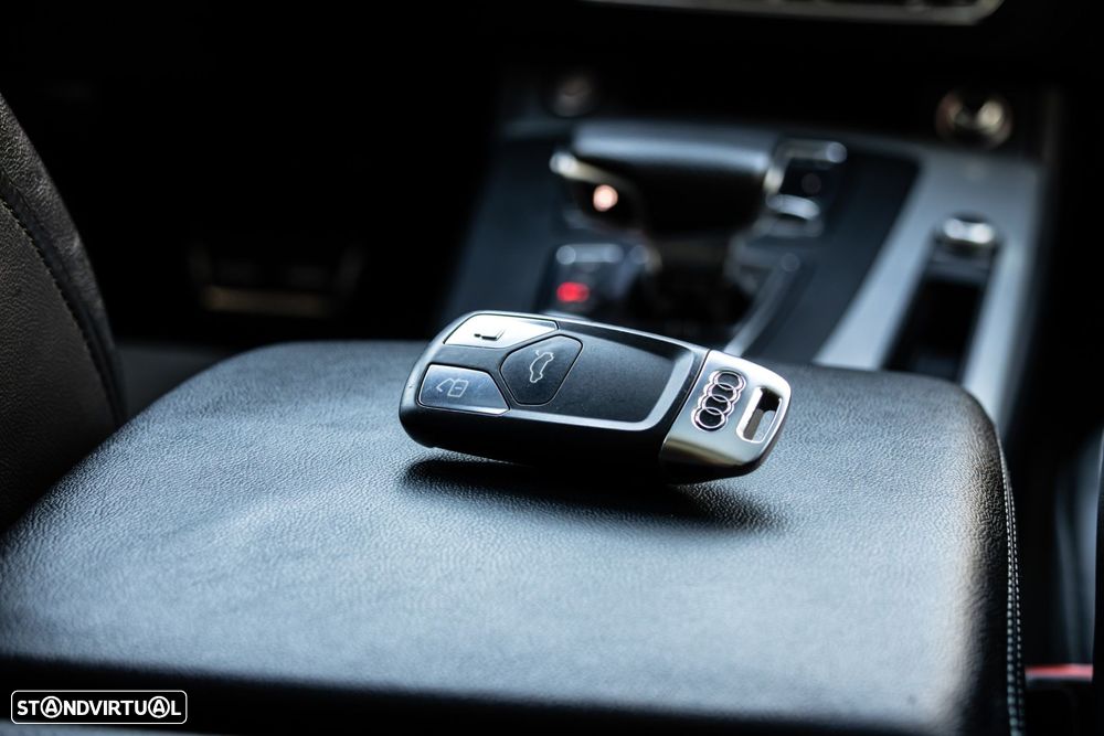 Audi Q5 2.0 TDI quattro S-line S-tronic - 25