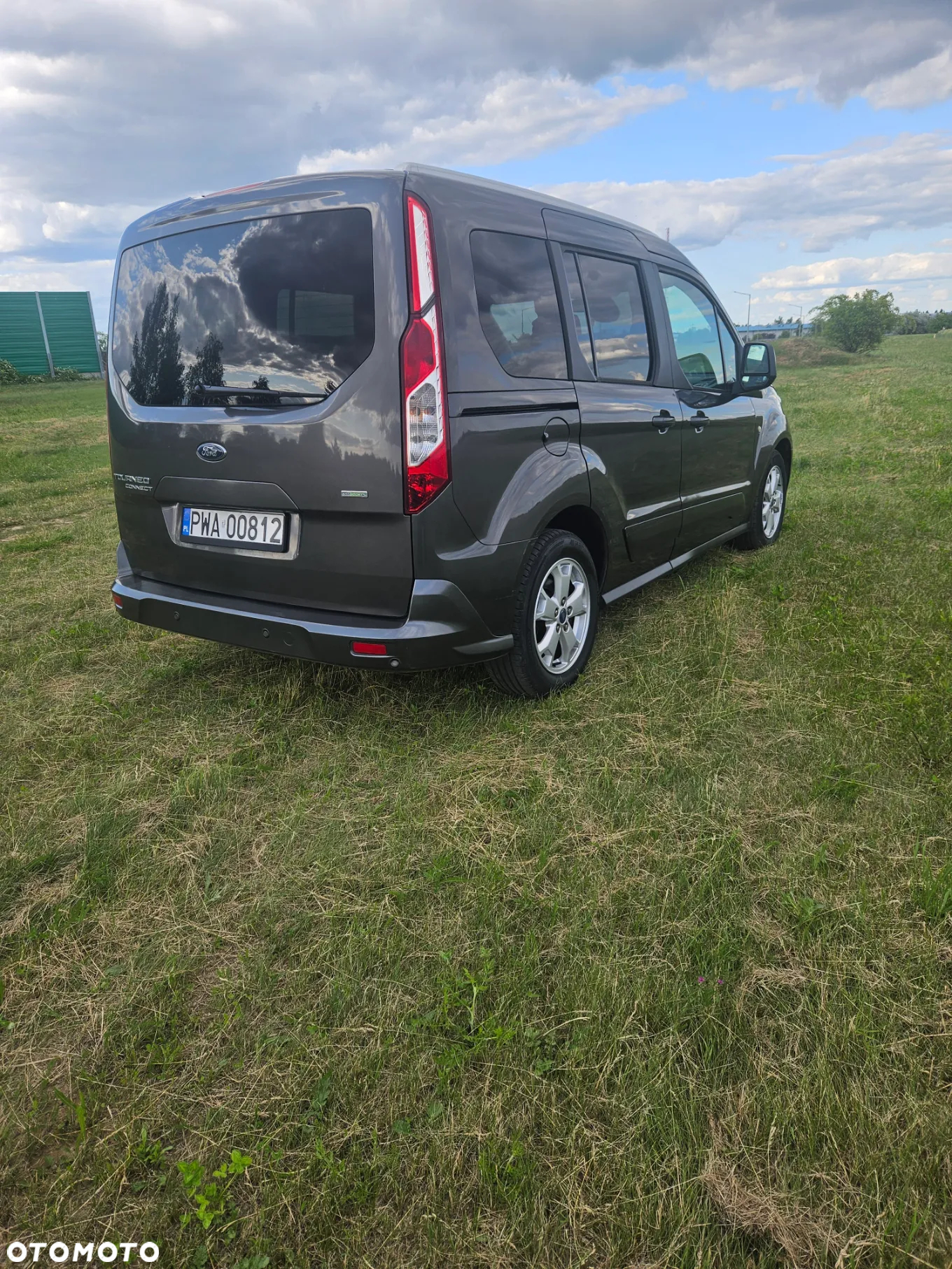 Ford Tourneo Connect 1.0 EcoBoost Titanium - 14