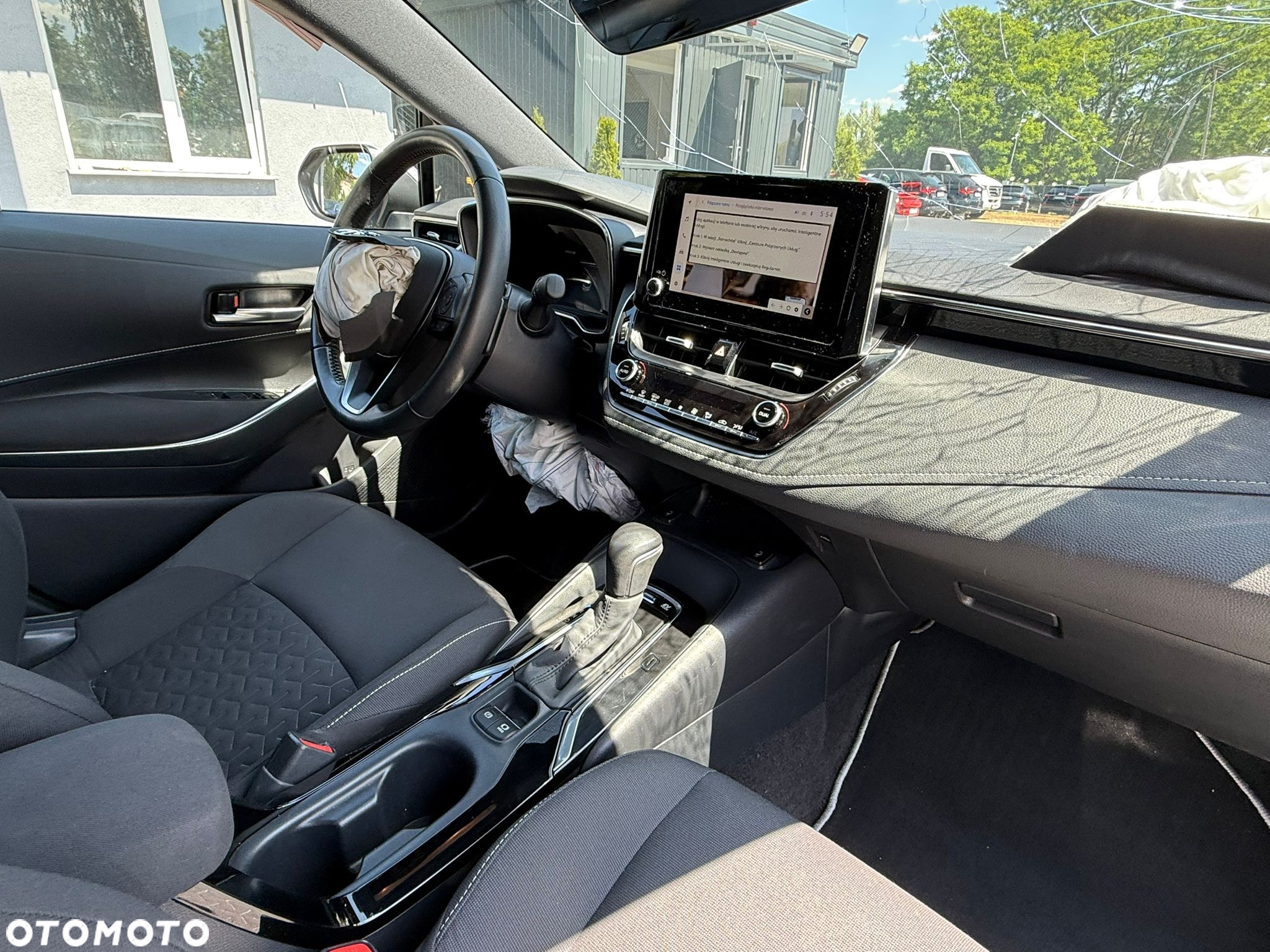 Toyota Corolla 2.0 Hybrid Comfort - 22