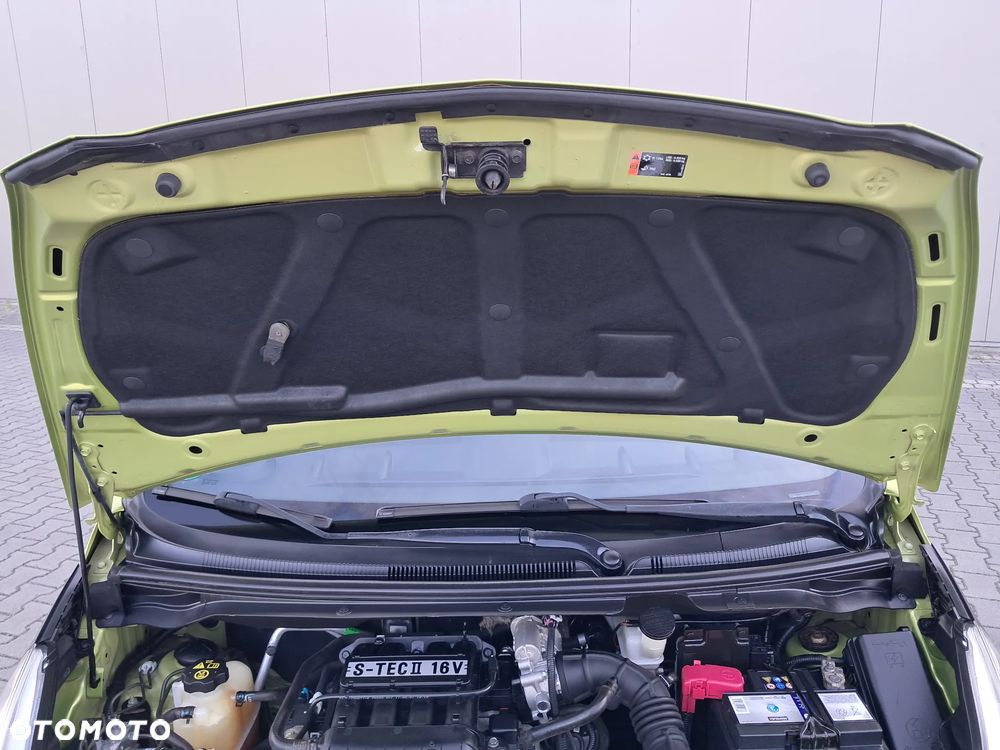 Chevrolet Spark 1.2 LT+ - 32