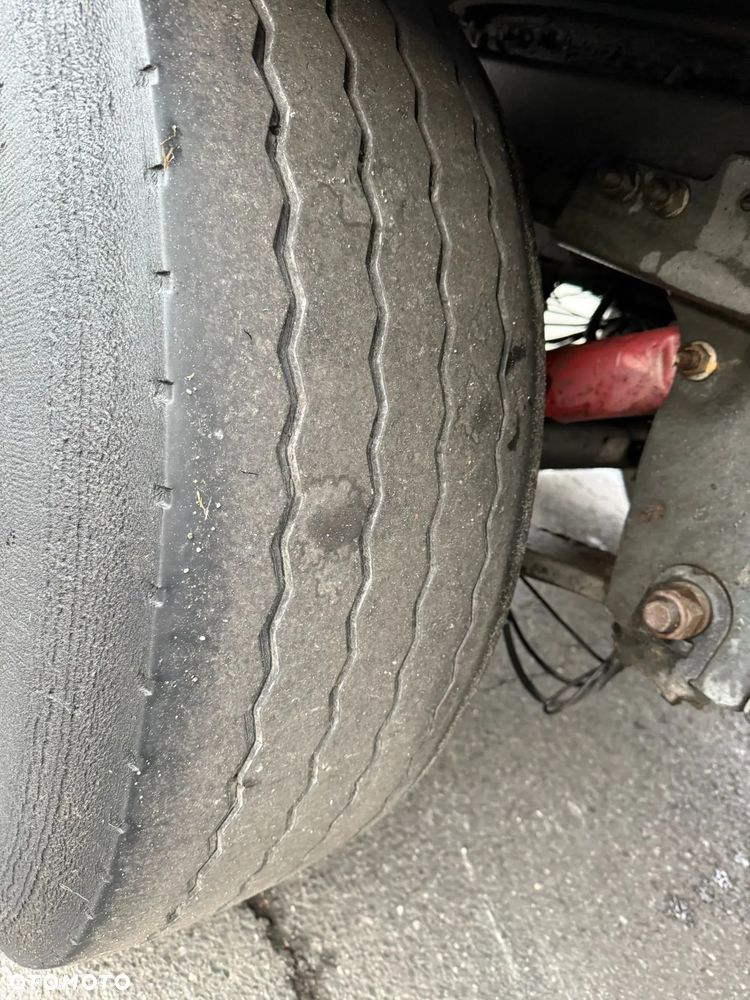 Schmitz Cargobull SKO 18 - 9