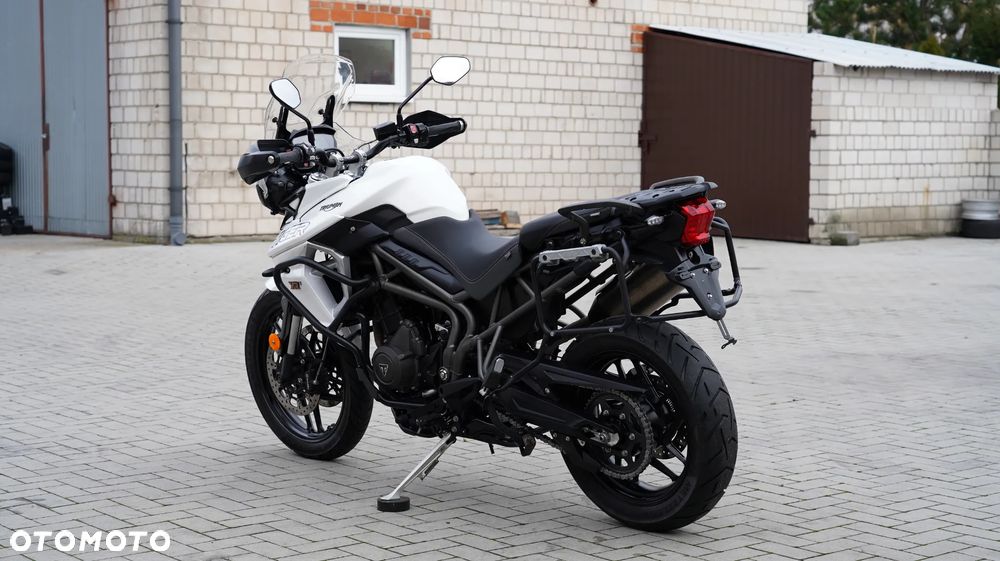Triumph Tiger - 8
